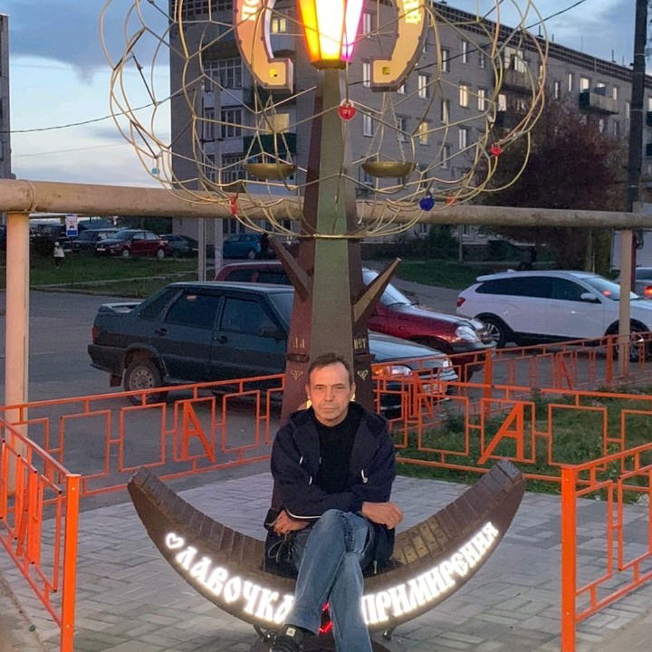 Дмитрий Власов