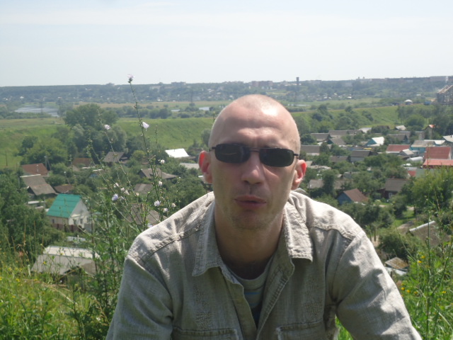 Денис Басов