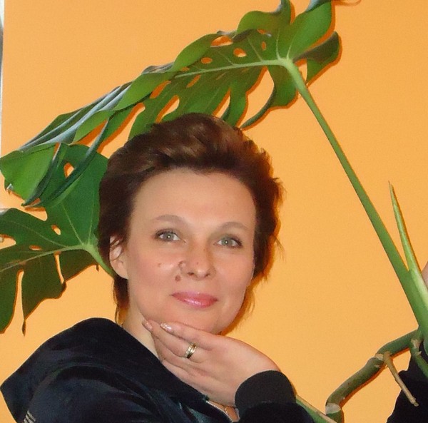 Елена Ххх