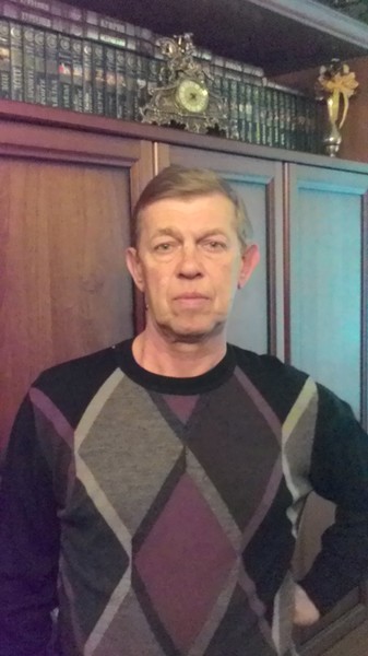Олег Дмитриенко