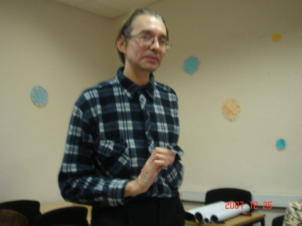 Владимир Наумов