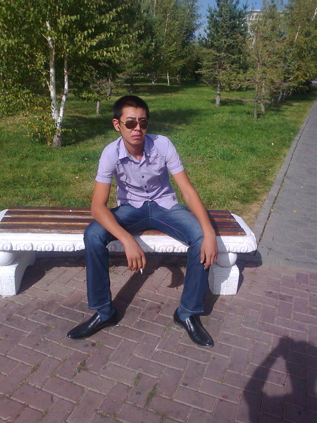 D@uren N-U-R-J-A-N-O-V