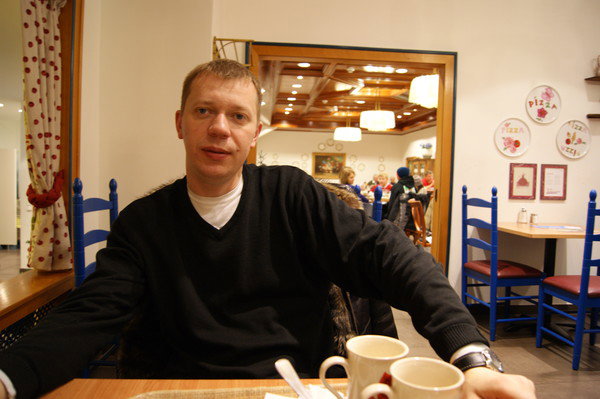 Олег Васильков