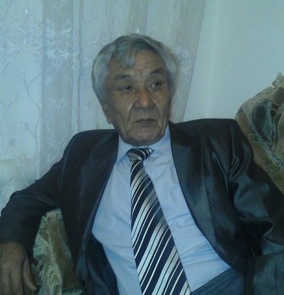 Тимур Момбеков