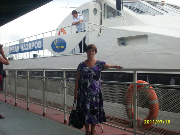 Анна Журова