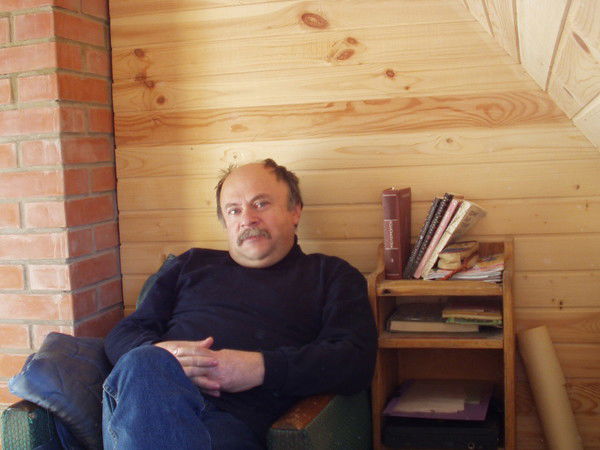 Лев Бурдейный