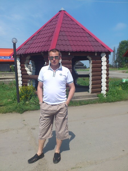 Леонид Казаков