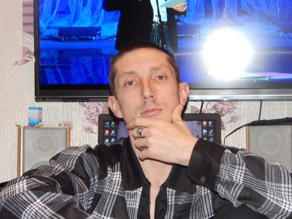 Владислав Варзаков
