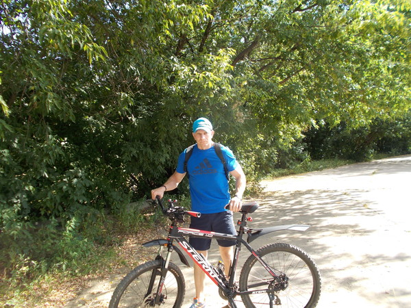 Анатолий Бунос