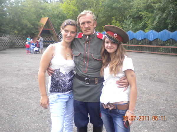 Анатолий Петров