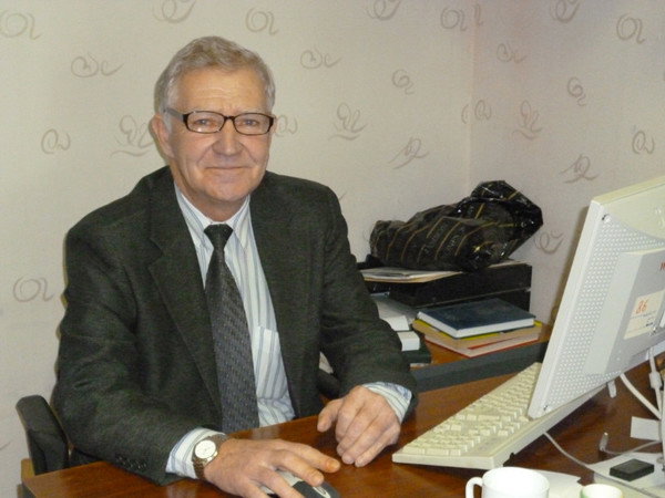 Виталий Иванов