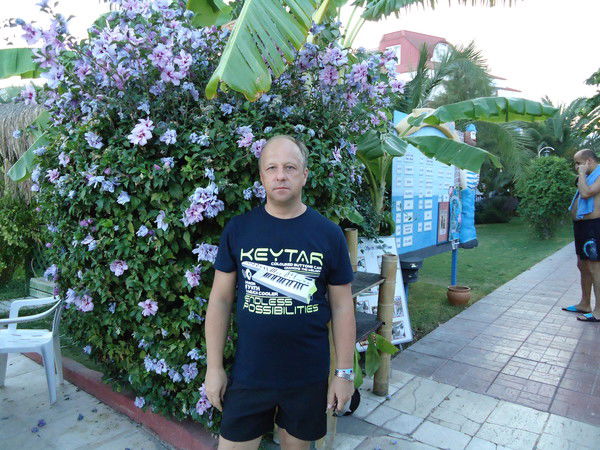 Михаил Кесарев