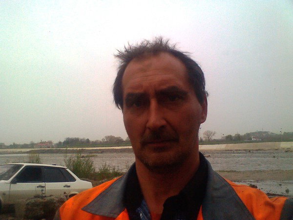 Константин Волос