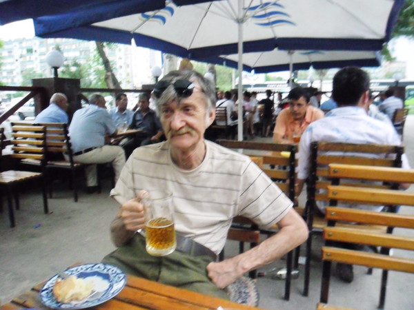 Юра Массовер