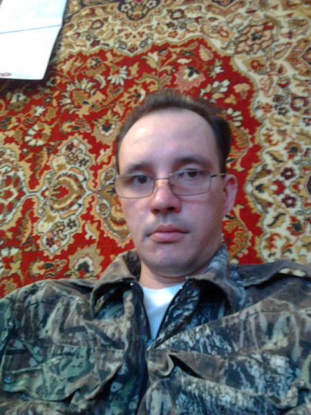 Денис Капралов