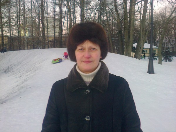 Анна Захарова