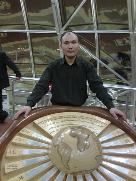 Азамат Накипов