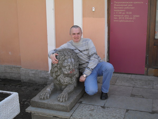 Павел Ефремов