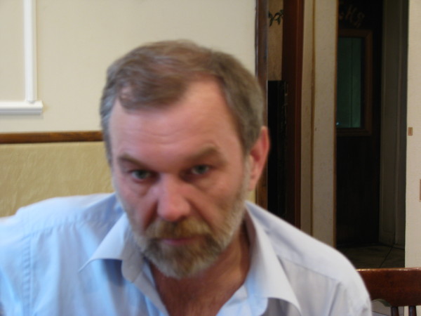 Владимир Лавренов