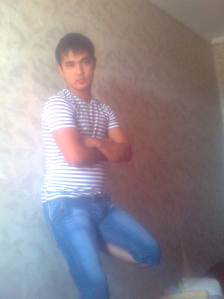 Алишер Алишер